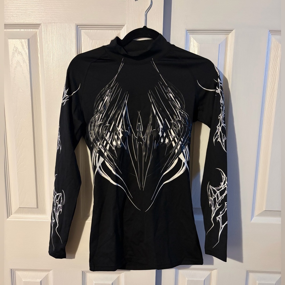 Mens Breathe Divinity Black & White Graphic Long Sleeve Compression Shirt Large
